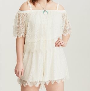 Torrid size 00 (XL) off-shoulder lace romper